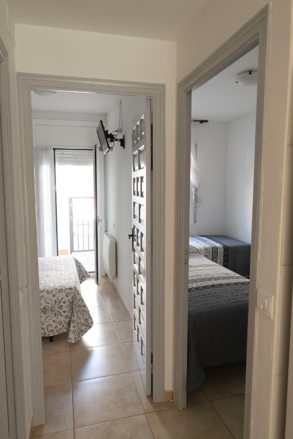 Orlina Apartment Empuriabrava Bagian luar foto