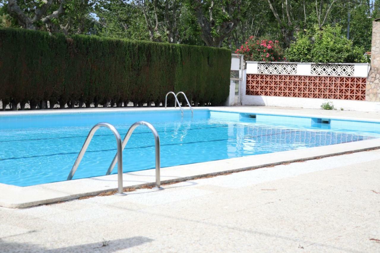 Orlina Apartment Empuriabrava Bagian luar foto