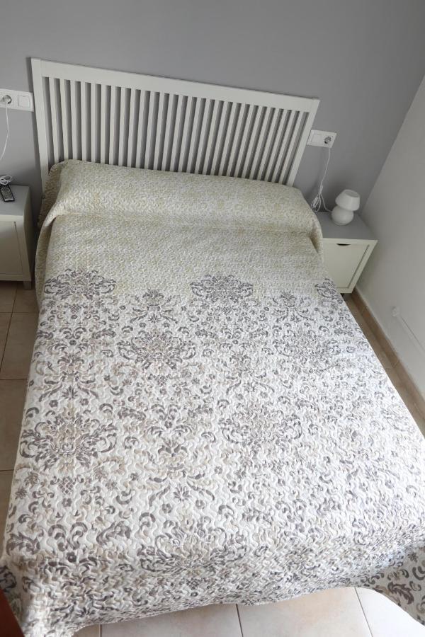 Orlina Apartment Empuriabrava Bagian luar foto