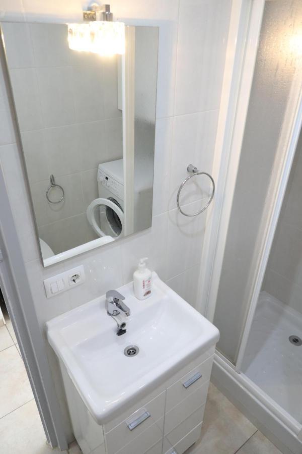 Orlina Apartment Empuriabrava Bagian luar foto