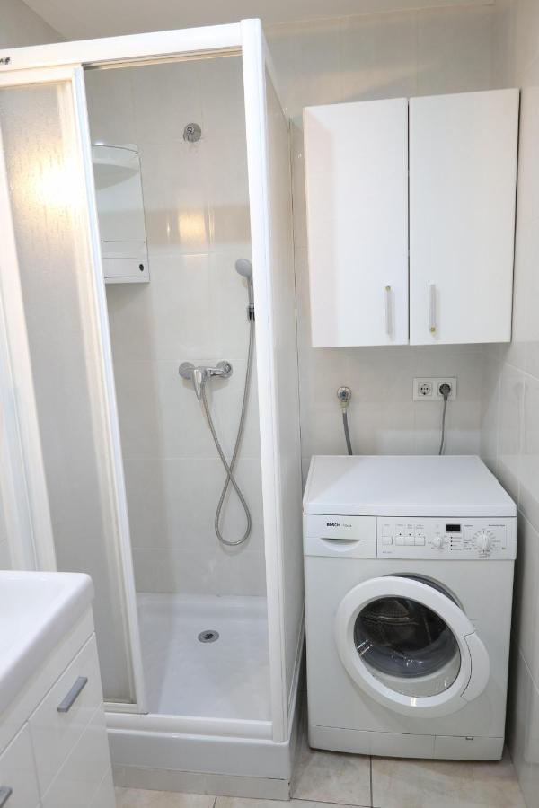 Orlina Apartment Empuriabrava Bagian luar foto